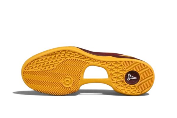 Nike Kobe 8 Protro Maroon Gold