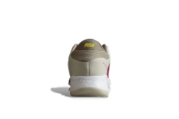 Nike Zoom Freak 4 Cream Maroon