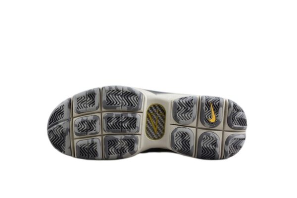 Nike Zoom Kobe 1 Protro Grey Gold