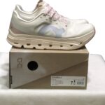 OnCloud Cloudflow 5 Beige Pink on box