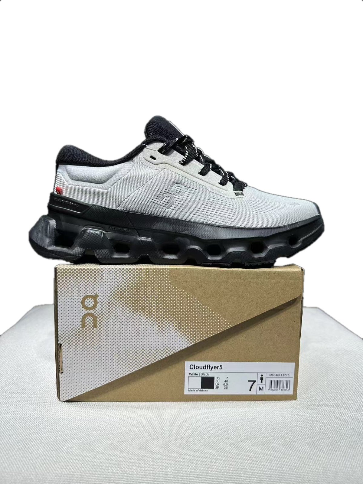 OnCloud Cloudflyer 5 Grey Black Sole