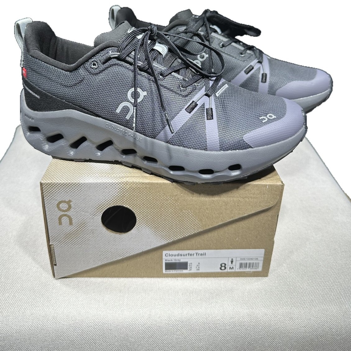 OnCloud Surfer Trail Grey Black