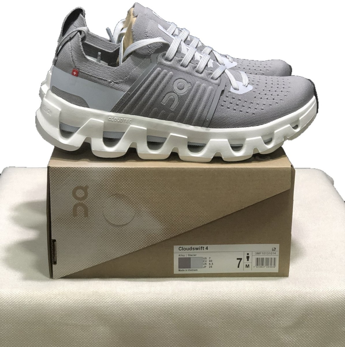 OnCloud Swift 4 Smoke Grey
