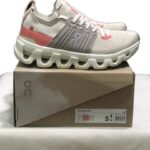 OnCloud Cloudswift 4 White Brown Orange on box