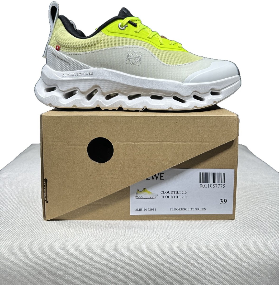 OnCloud Tilt 2.0 x Loewe Neon Yellow