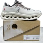 OnCloud Cloudtilt Dark Beige Black on box