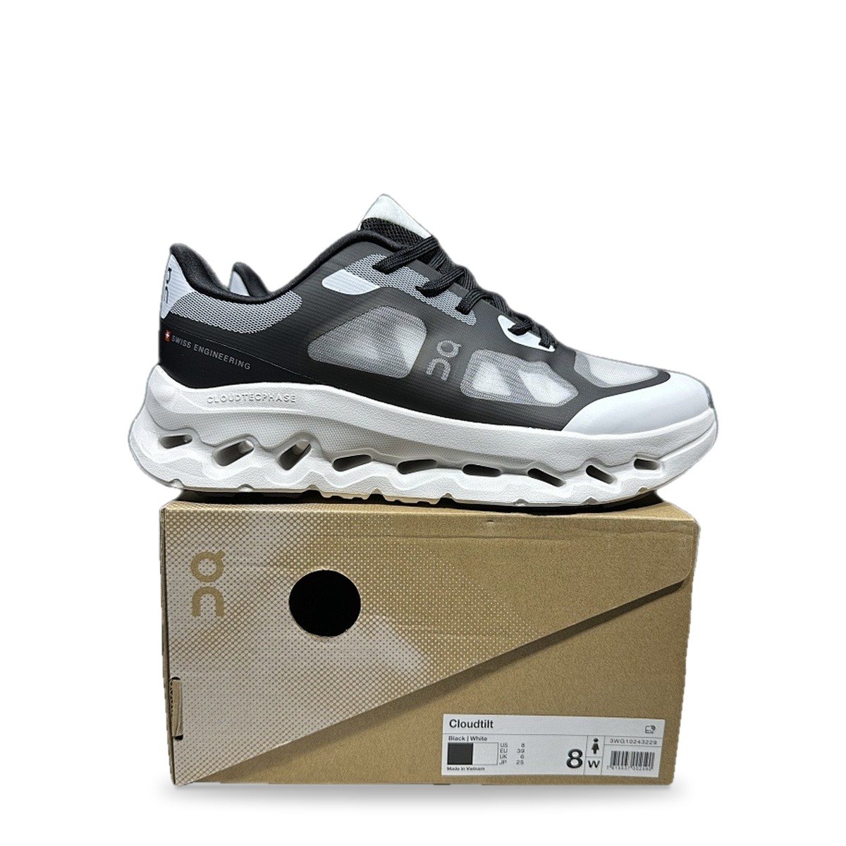 OnCloud Tilt Remix Black White