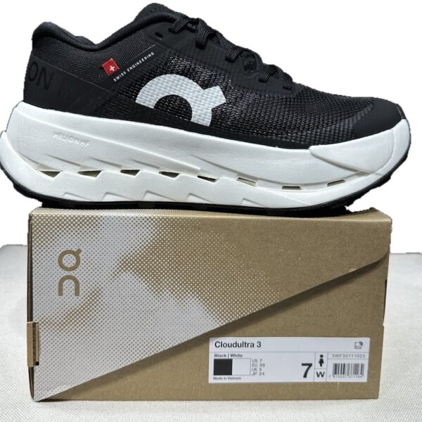 OnCloud Cloudultra 3 Black White on box