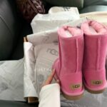 UGG classic short ii pink