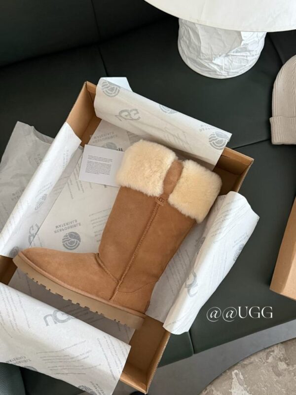 UGG classic tall cuff chestnut