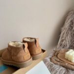 UGG classic ultra mini chestnut