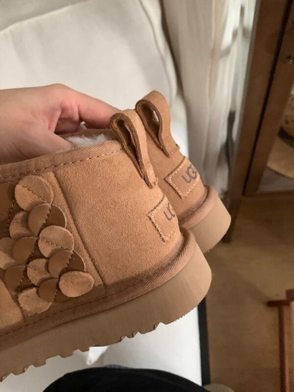 UGG classic ultra mini petal chestnut