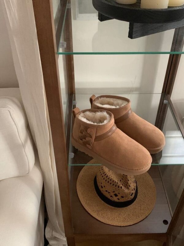 UGG classic ultra mini petal chestnut