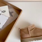 UGG classic ultra mini sand