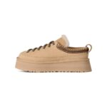 UGG Heritage Lace-Up Slipper Sand Castle