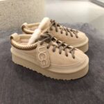 UGG Heritage Lace-Up Slipper Sand Castle – real photo