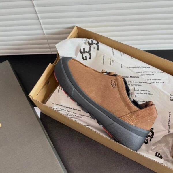 UGG Tasman Outpost Clog Dark Chestnut – real photo