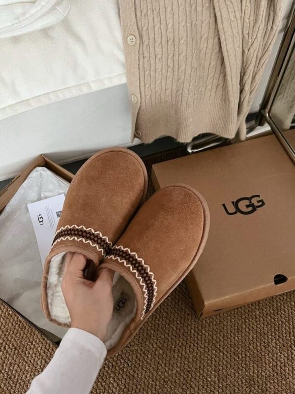UGG tasman slip on chestnut